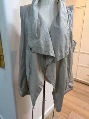 Pure DKNY Vest Size M/L